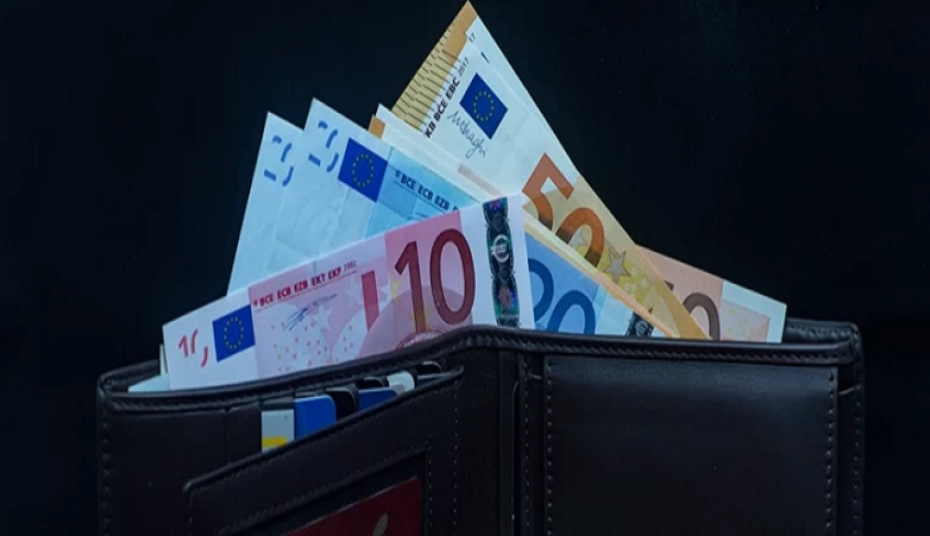 Ρεκόρ επιστροφών φόρου σε 1,5 εκ φορολογούμενους - Ποιοι θα δουν έως και 1.000 ευρώ στο εκκαθαριστικό