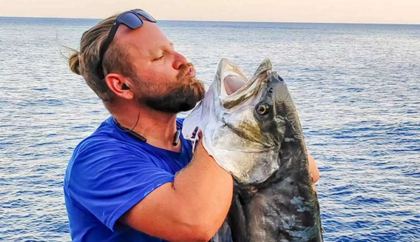 Ηράκλειο: Το ψάρι που έπιασαν ζύγιζε 34 κιλά – «Τρέμαμε πιο πολύ από αυτό»