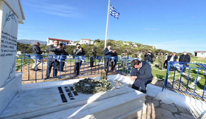 Ο Μ. Βαρβιτσιώτης κατέθεσε στεφάνι στο μνημείο της Κυράς της Ρω
