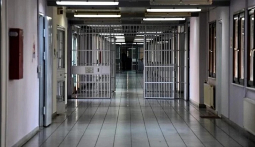 Εφοδος στις φυλακές Κορυδαλλού: Τι είχε στην κατοχή του ο κάθε φυλακισμένος στα κελιά τρομοκρατών της 17Ν και των Πυρήνων της Φωτιάς