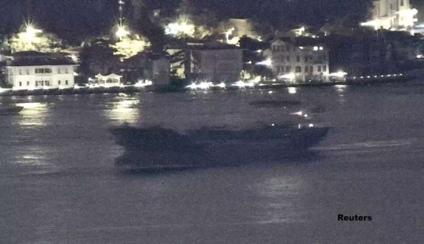 Μαύρη Θάλασσα: Ρωσικό πολεμικό πλοίο έριξε προειδοποιητικά πυρά σε τουρκικό φορτηγό πλοίο