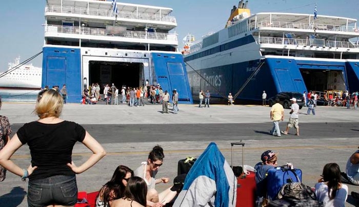 Δρίτσας: Εως τις 20 Ιουλίου η πλήρης εκκένωση Πειραιά και Ελληνικού