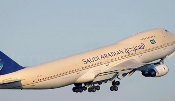 ΘΡΙΛΕΡ με αεροσκάφος της Saudi Airlines “υπό απειλή”, καθηλωμένο στην Μανίλα (φωτο)