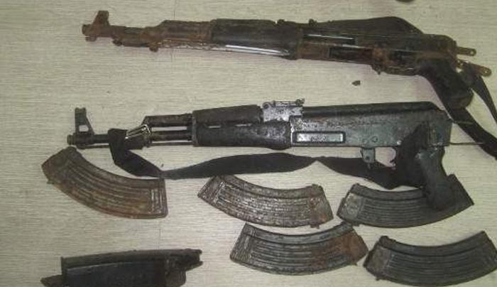 Εφερναν βαρύ οπλισμό από την Αλβανία -Χειροβομβίδες, εκρηκτικές ύλες και πυρομαχικά [εικόνες]