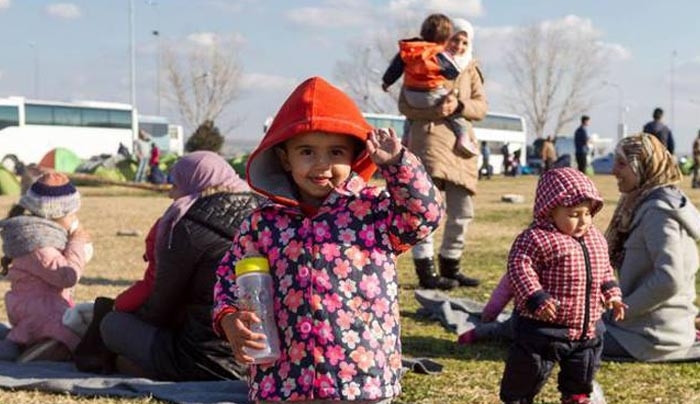 Η Ευρώπη θέλει αποθήκες ανθρώπων και τάφους πνιγμένων προσφυγόπουλων στην Ελλάδα!