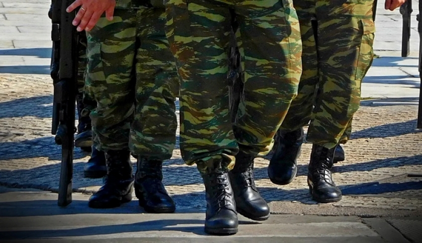 Στρατός: Τέλος η αποστολή χαρτιών κατάταξης στο σπίτι, πώς θα τα παραλαμβάνουν πλέον οι στρατεύσιμοι