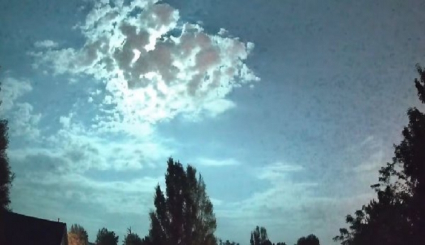 Εντυπωσιακό βίντεο: Μετεωρίτης κάνει τη νύχτα – μέρα στον ουρανό του Αϊντάχο
