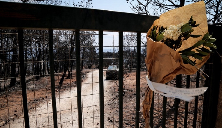 Ένας χρόνος από την τραγωδία στο Μάτι: Μνημόσυνο για τα θύματα της πυρκαγιάς