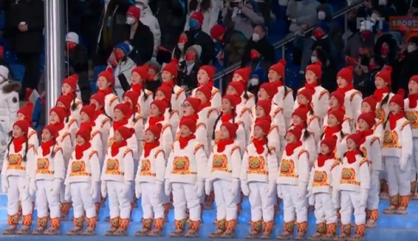 Μαγεία στο Πεκίνο: 40 παιδιά από την Κίνα τραγούδησαν τον Ολυμπιακό ύμνο στα ελληνικά [Βίντεο]