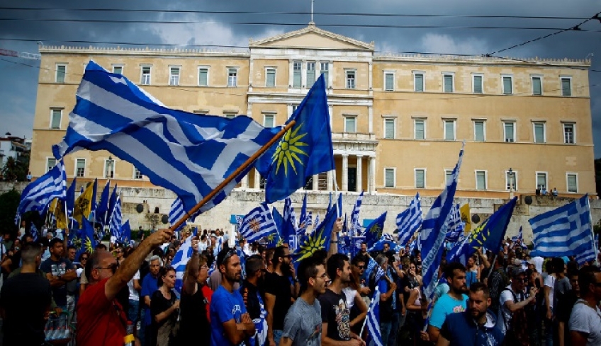 Έρευνα MRΒ: Το 70% των Ελλήνων λέει «ΟΧΙ» στη Συμφωνία των Πρεσπών