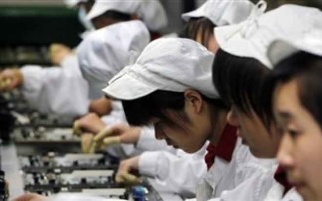 Προσλήψεις 100.000 εργαζομένων για το iPhone 6