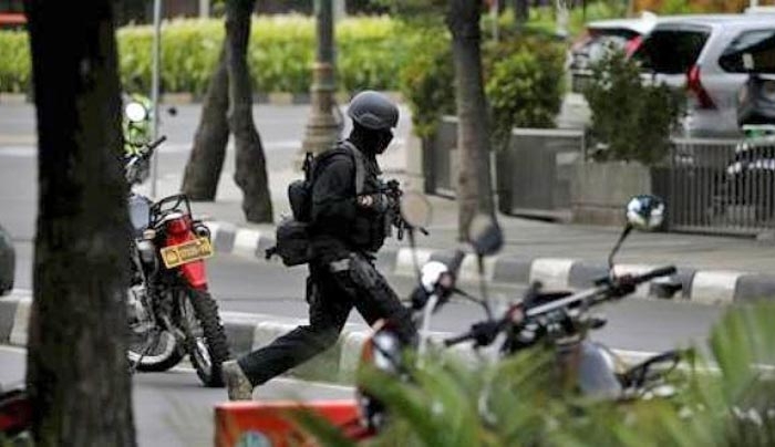 Tο ISIS αναλαμβάνει την ευθύνη για την επίθεση στην Τζακάρτα
