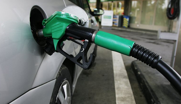 Απότομη πτώση στην ζήτηση καυσίμων παρά τις χαμηλές τιμές