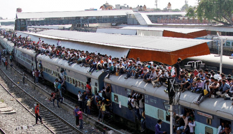 Είκοσι δύο βαγόνια τραίνου με 1000 επιβάτες κυλούσαν ανεξέλεγκτα και ανάποδα για… 12 χιλιόμετρα! [βίντεο]