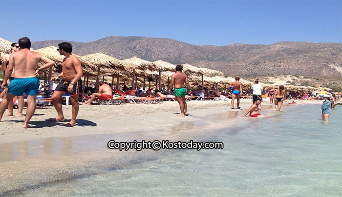 Η ελληνική παραλία που έκανε τους τουρίστες να παραληρούν(Photo &amp; Video)