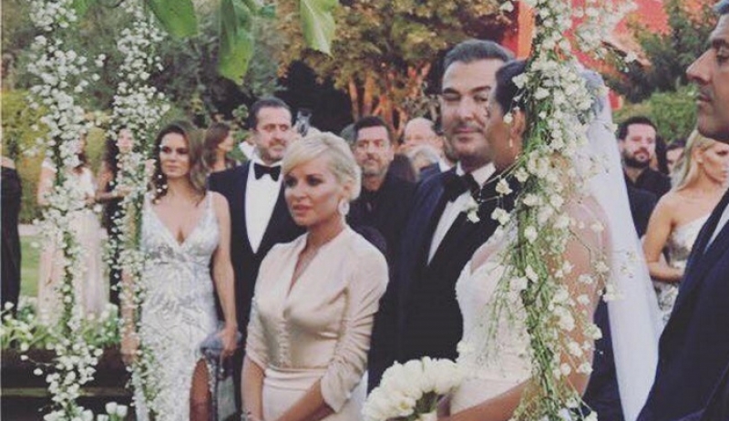 Αντώνης Ρέμος – Υβόννη Μπόσνιακ: Όλα όσα έγιναν στην γαμήλια δεξίωση! [βίντεο]