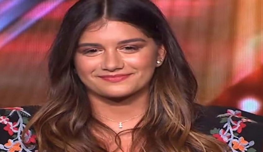 X Factor: Ποια είναι η 19χρονη φοιτήτρια Ιατρικής Ζωή-Μισέλ Μπακίρη που ψάχνουν όλοι στο YouΤube [βίντεο]