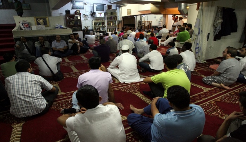 Δεν θα παραχωρηθούν χώροι για την προσευχή του Ραμαζανιού