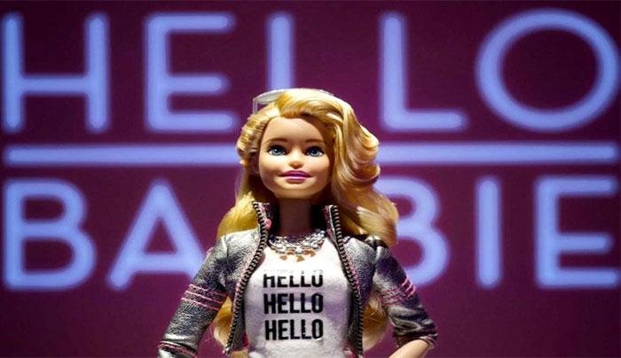 Έρχεται η νέα Barbie που μιλάει – Συνδέεται στο WiFi, παίζει διαδραστικά παιχνίδια και… πιάνει κουβέντα με τα παιδιά
