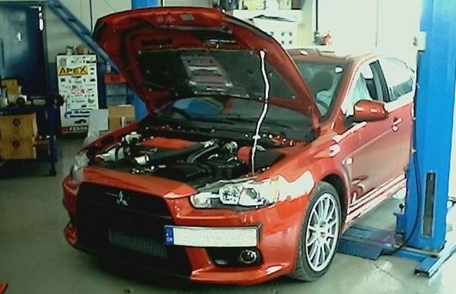 hitech-03.jpg