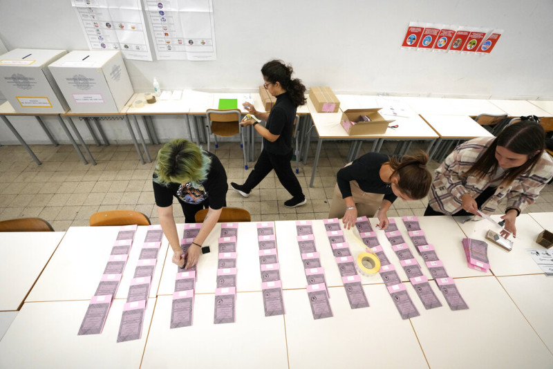 italia-ekloges-psifodeltia-ap.jpg