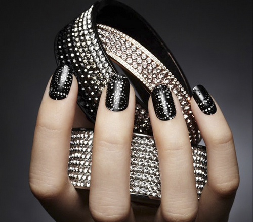 Black Ligth New Nail Trends 2013