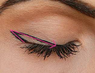 winged-eyeliner-tutorial