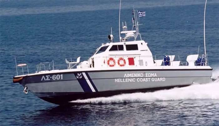 Χίος: Καταδίωξη ταχύπλοου με 30 αλλοδαπούς - Συνελήφθη ο 44χρονος διακινητής