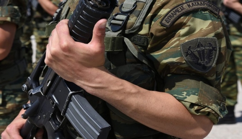 Πρόσκληση για κατάταξη στον Στρατό Ξηράς στους στρατευσίµους της 2019 Β΄/ΕΣΣΟ