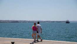 Καιρός σήμερα: Στους 35 βαθμούς η θερμοκρασία – 7 μποφόρ στο Αιγαίο, καταιγίδες στα ορεινά