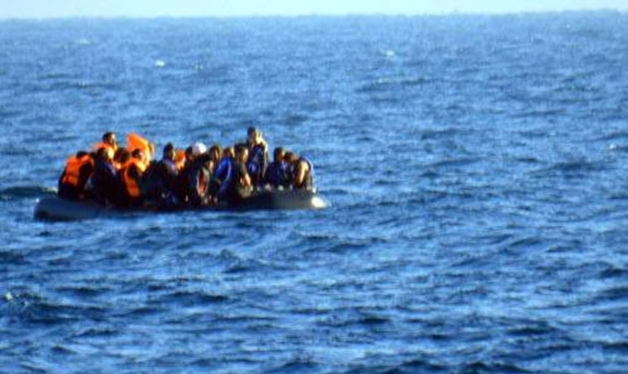 Φόβοι για νέα τραγωδία στη Μεσόγειο: Πρόσφυγες δηλώνουν ότι βυθίστηκε σκάφος με 400 άτομα