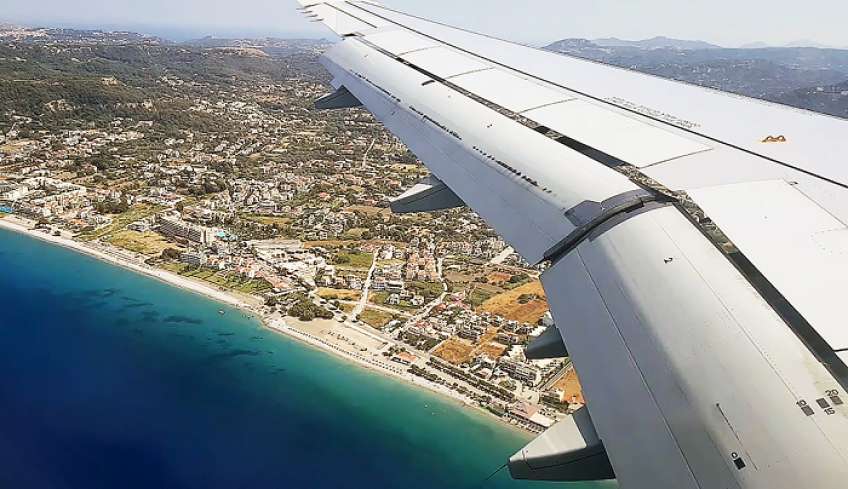 Ξεπέρασαν τα 4εκ. οι επισκέπτες μέσω αεροπορικών πτήσεων στο Νότιο Αιγαίο
