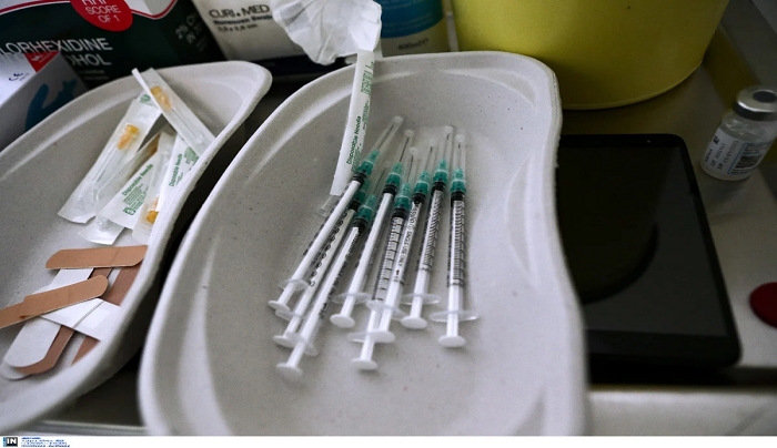 Ιατροδικαστής: Δεν πέθανε από θρόμβωση η 44χρονη που είχε εμβολιαστεί με AstraZeneca