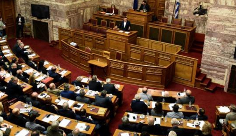 Σκληρή κριτική από τους «53» στην κυβέρνηση -Για Εκκλησία και προσφυγικό
