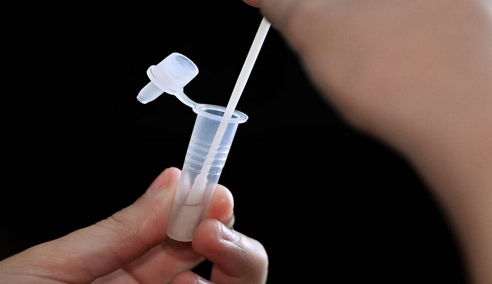 Πότε θα προμηθευτούν οι μαθητές τα νέα self test – Τι αλλάζει στην έκδοση σχολικής κάρτας
