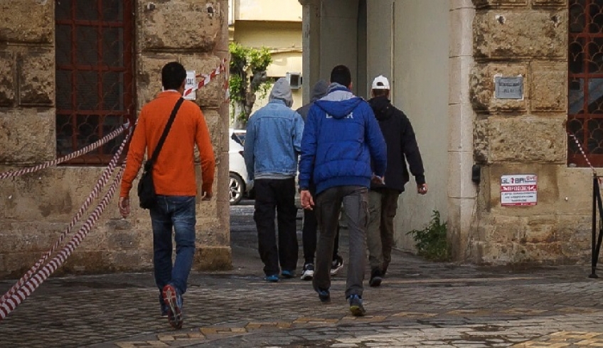 Ραγδαίες οι εξελίξεις για τον βιασμό στη Ρόδο – Τι έδειξαν οι εξετάσεις του 23χρονου Ρομά