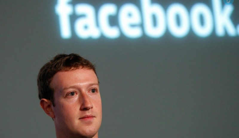 «Λίφτινγκ» στο Facebook μετά το σκάνδαλο: Τι αλλάζει με τα αρχεία μηνυμάτων και κλήσεων