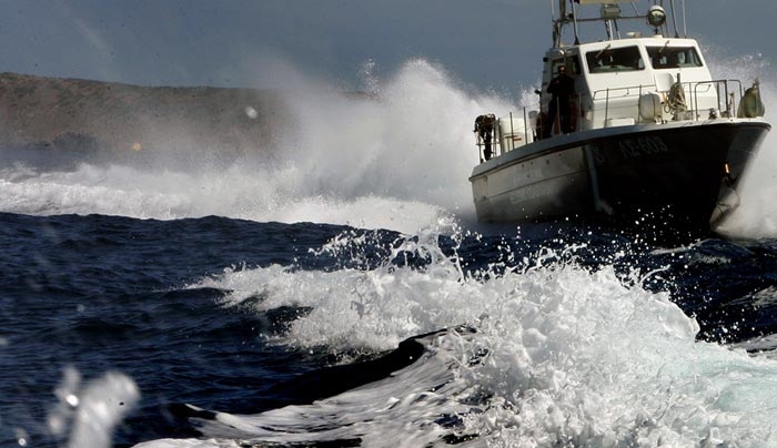 Πέντε αγνοούμενοι μετά την ανατροπή δύο σκαφών με μετανάστες στο Αιγαίο