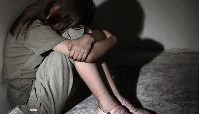 14χρονο κοριτσάκι με ειδικές ανάγκες καταγγέλλει τον πατέρα του για εξακολουθητική σεξουαλική κακοποίηση