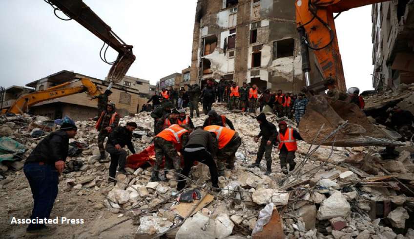 Σεισμός στην Τουρκία: Κατά 3 ολόκληρα μέτρα μετακινήθηκε η αραβική τεκτονική πλάκα - Τι λέει καθηγητής για τον κίνδυνο μετασεισμού