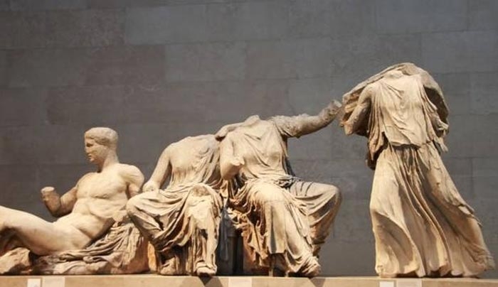 «Θέλετε Brexit; Δώστε μας πίσω τα Μάρμαρα του Παρθενώνα!»