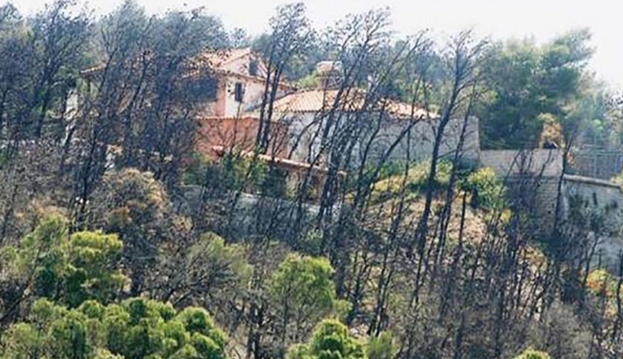 Αναστολή κατεδάφισης έως και 40 έτη για τα δασικά αυθαίρετα