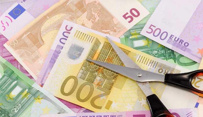 Εφάπαξ: Νέα «βόμβα» περικοπών έως 35% - Τα τρία σενάρια