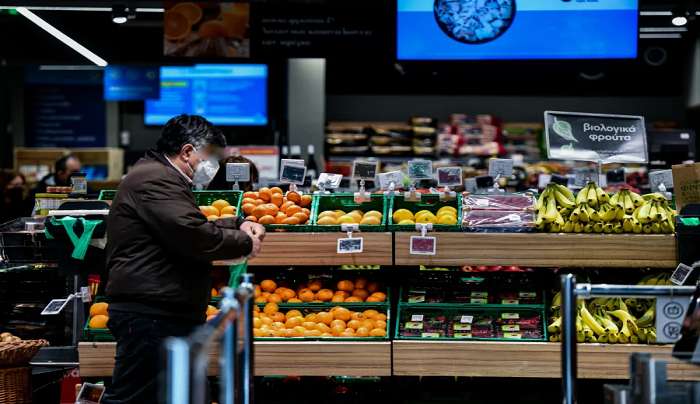 Shrinkflation: Το κρυφό κόλπο των σουπερμάρκετ, γνωστή σοκολάτα το τελευταίο «θύμα»
