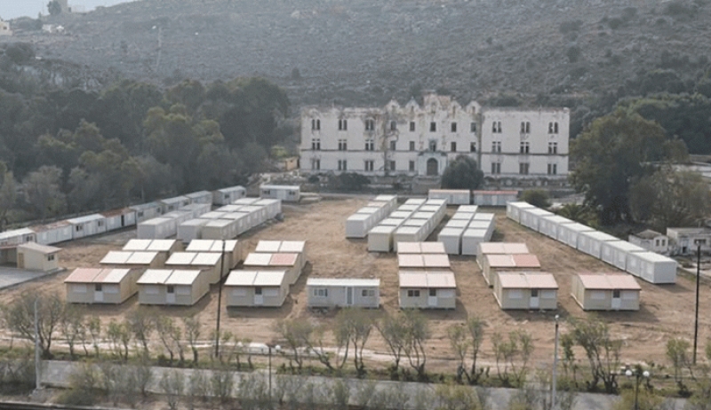«Οι διακινητές μένουν στα hotspot»