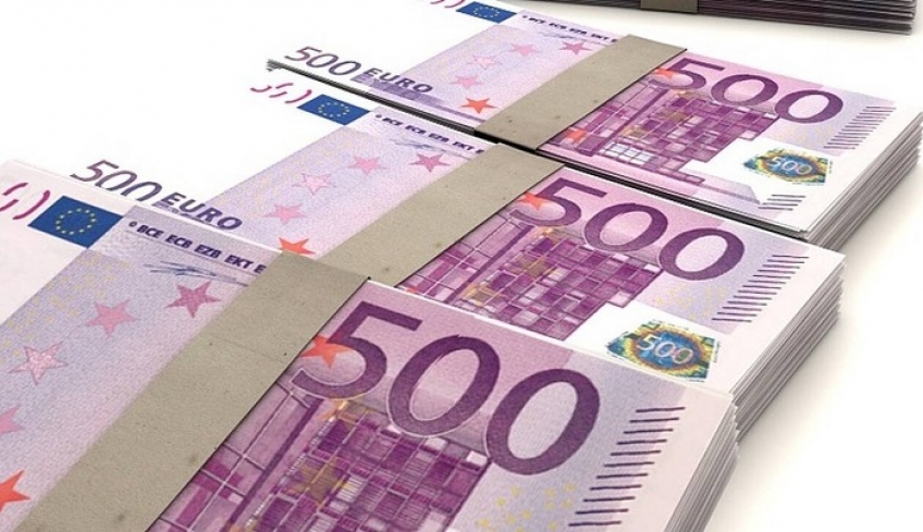 ΕΦΚΑ: Επιστρέφει από σήμερα λεφτά - Ποιους αφορά