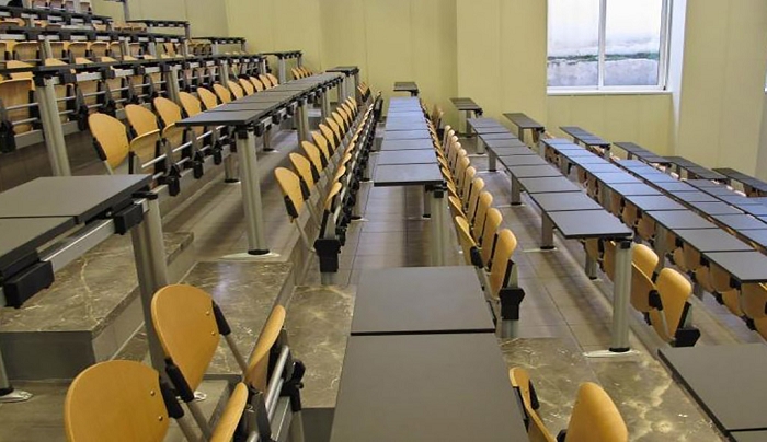 ΑΕΙ: Χωρίς test και εμβόλια να αναστέλλεται η ιδιότητα του φοιτητή για 6 μήνες, ζητούν οι καθηγητές