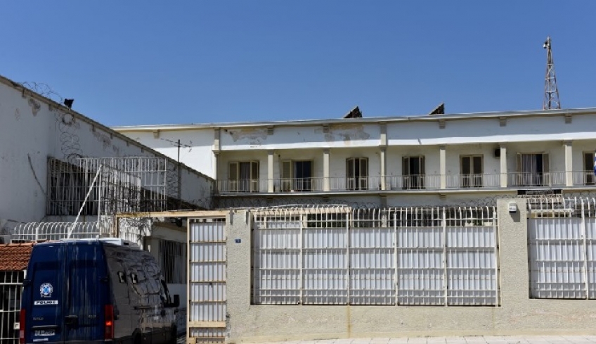 «Θα σε σφάξω σαν κότα»: Σοκάρουν οι απειλές της μαφίας των φυλακών Κορυδαλλού