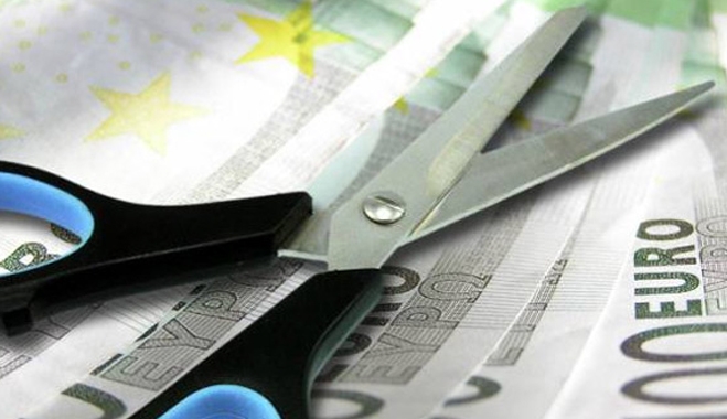 Λιτότητα και το 2015 για τους ΟΤΑ – Τι αναφέρει εγκύκλιος του ΥΠΕΣ για έσοδα, έξοδα, προσλήψεις