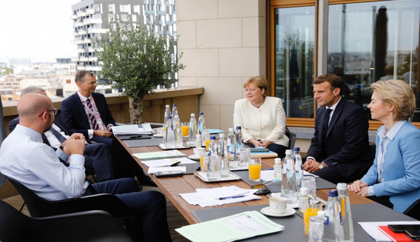 Σύνοδος Κορυφής ΕΕ: Τέταρτη ημέρα διαβουλεύσεων, «χτύπησε τη γροθιά στο τραπέζι» ο Μακρόν, νέα συνεδρίαση το μεσημέρι